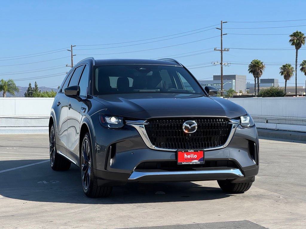 Used 2025 MAZDA CX-90 Plug-In Hybrid w/ Premium Plus AWD/4WD image 4