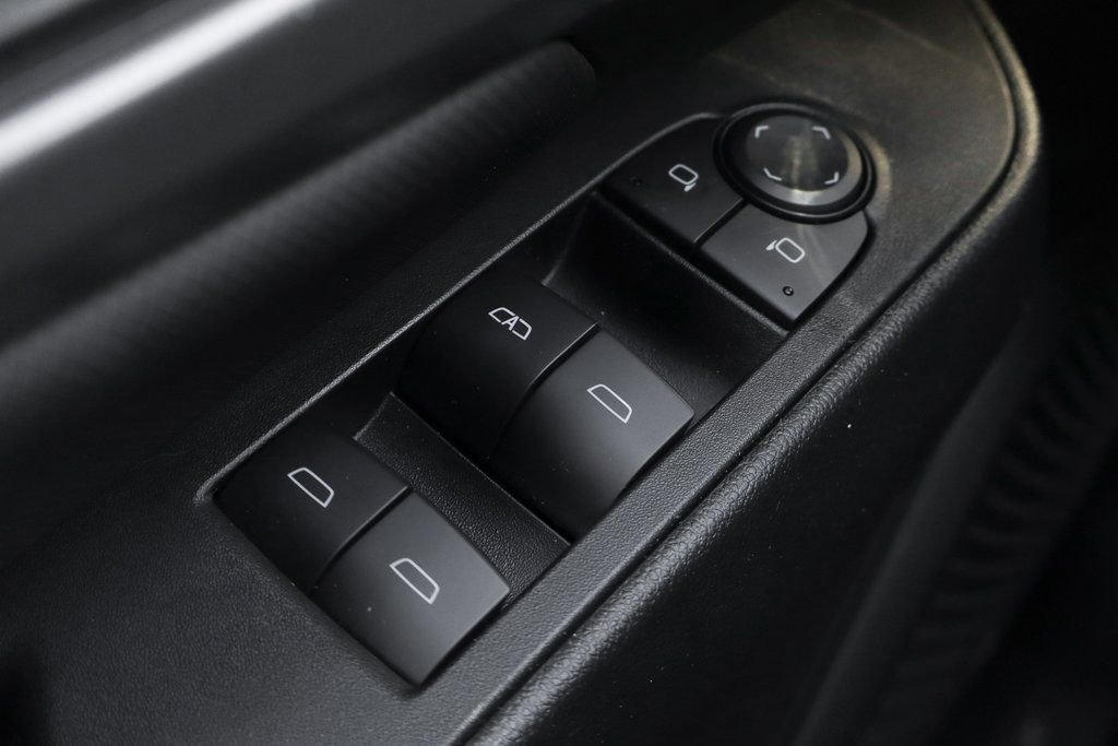 Used 2025 Chevrolet Equinox EV RS image 14