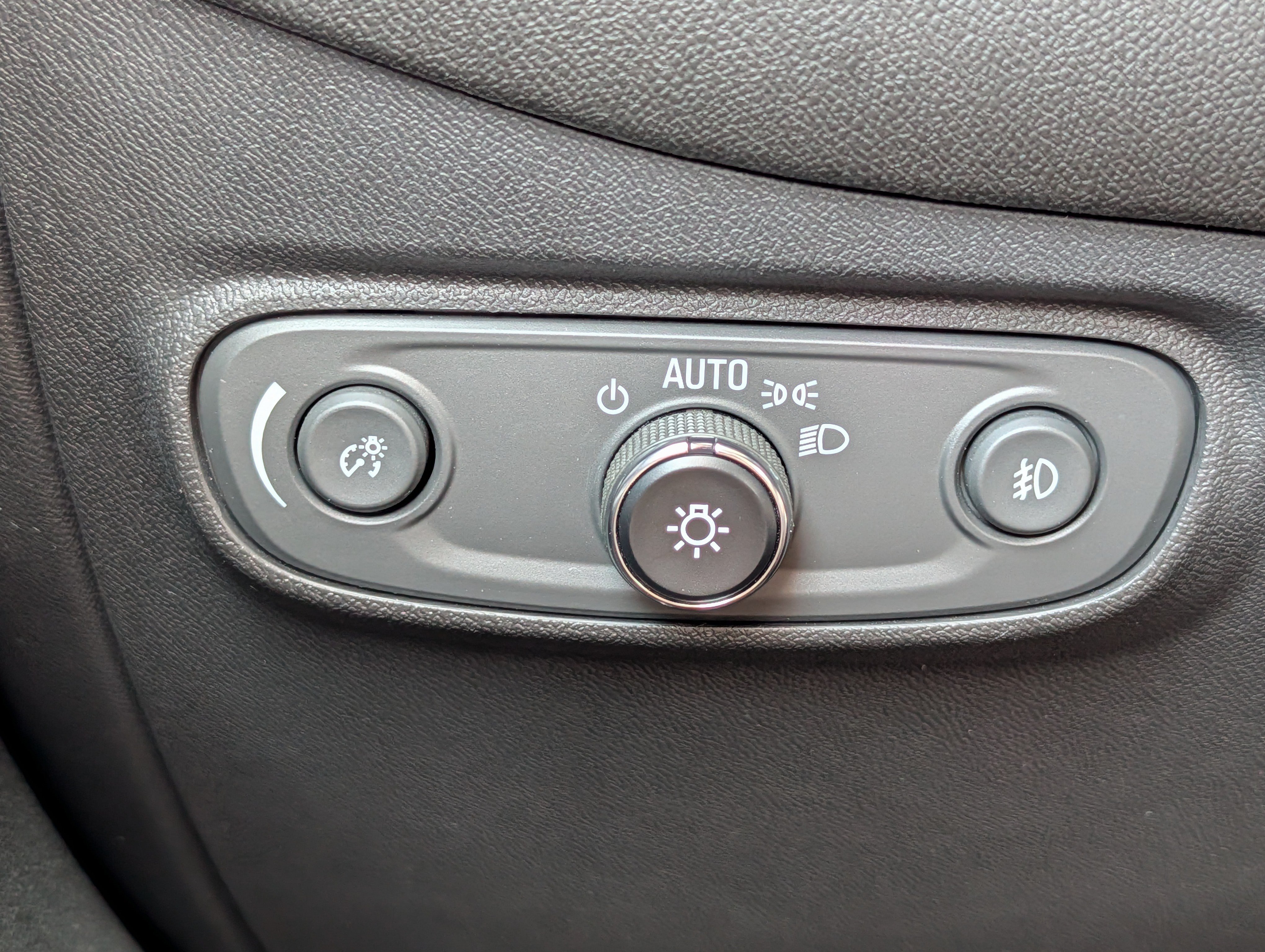 Used 2022 Chevrolet Equinox Premier AWD/4WD image 26