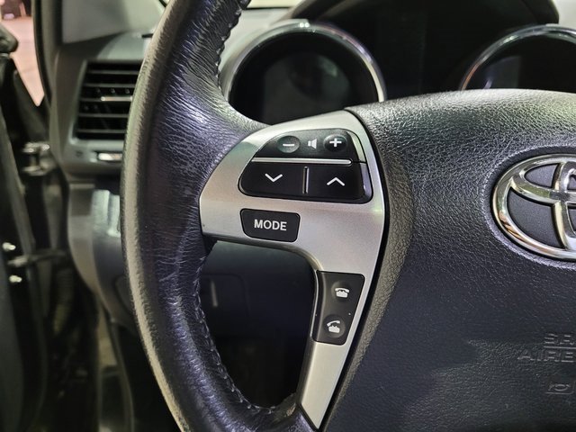 Used 2012 Toyota Highlander 4WD image 27