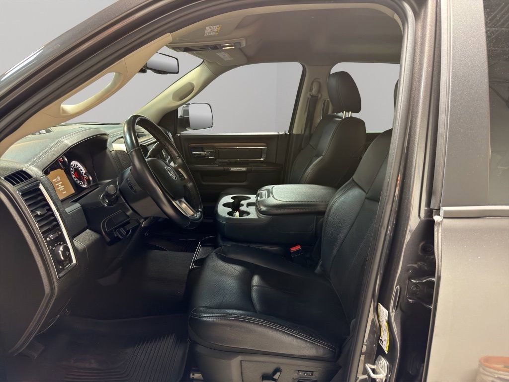 Used 2018 RAM 2500 Laramie w/ Convenience Group image 10