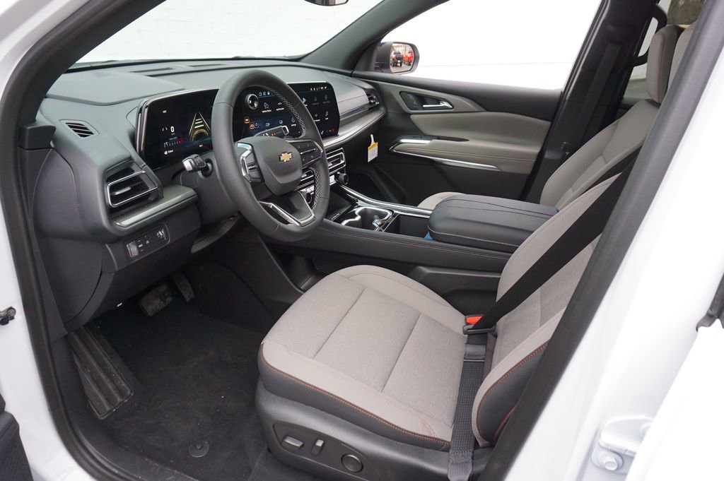 New 2026 Chevrolet Traverse LT image 7