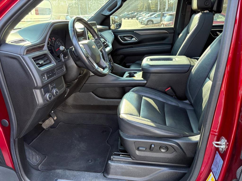 Used 2021 Chevrolet Suburban LT w/ Rear Media and Nav Package image 17