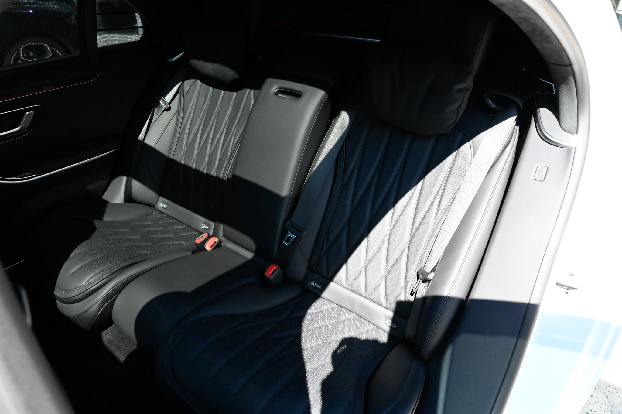 Used 2024 Mercedes-Benz S 63 AMG S image 37