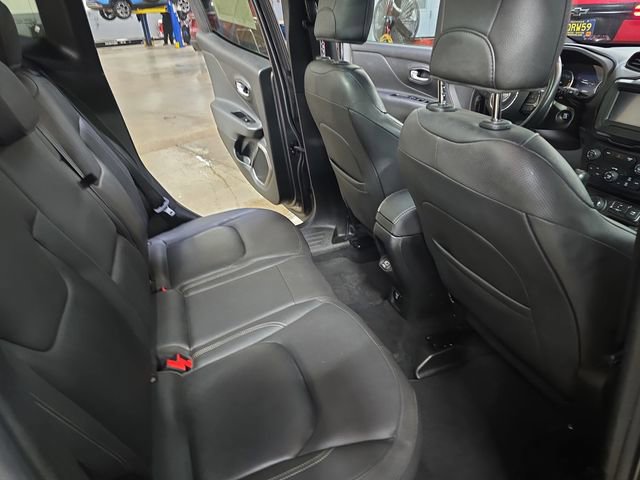 Used 2019 Jeep Renegade Limited w/ Trailer Tow Group image 14