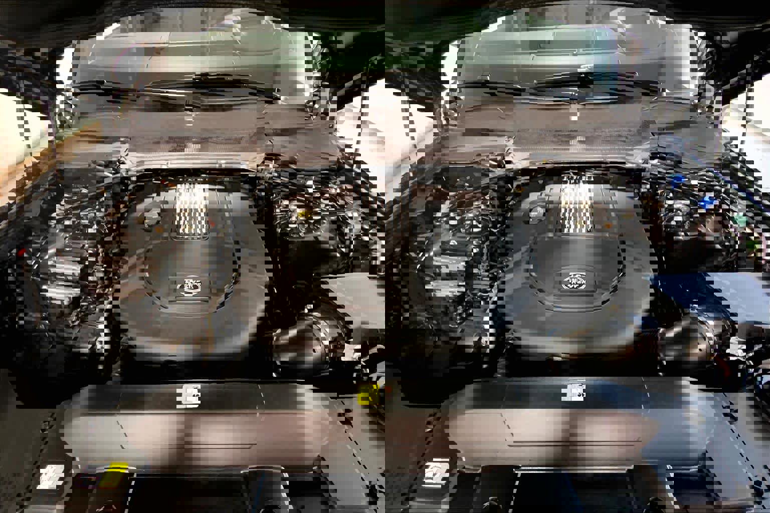 Used 2018 Land Rover Range Rover Sport HSE image 30