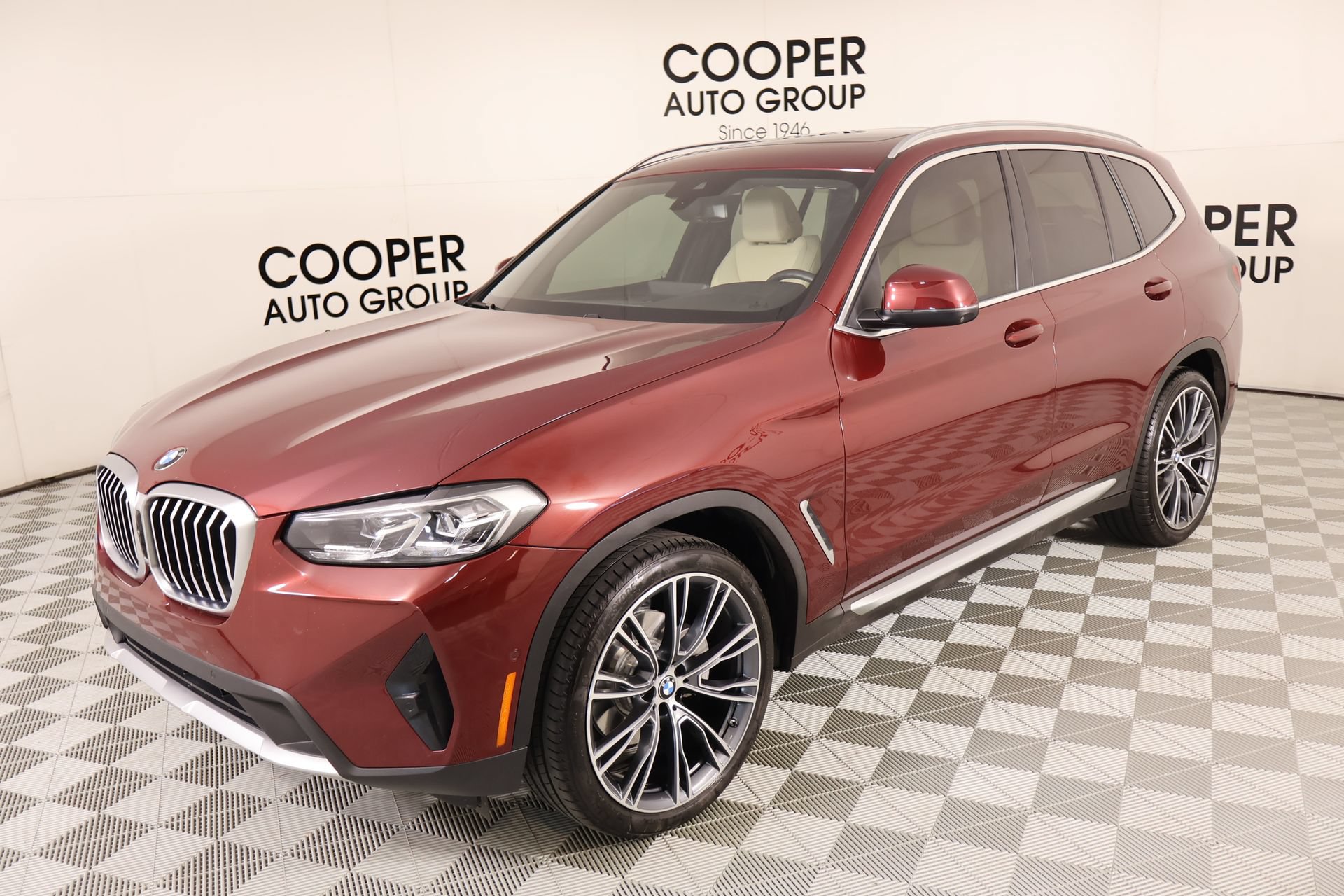 Used 2023 BMW X3 xDrive30i w/ Premium Package AWD/4WD image 11
