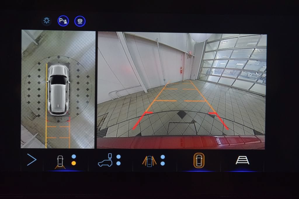New 2027 Chevrolet Equinox ACTIV w/ Safety and Technology Package FWD image 52