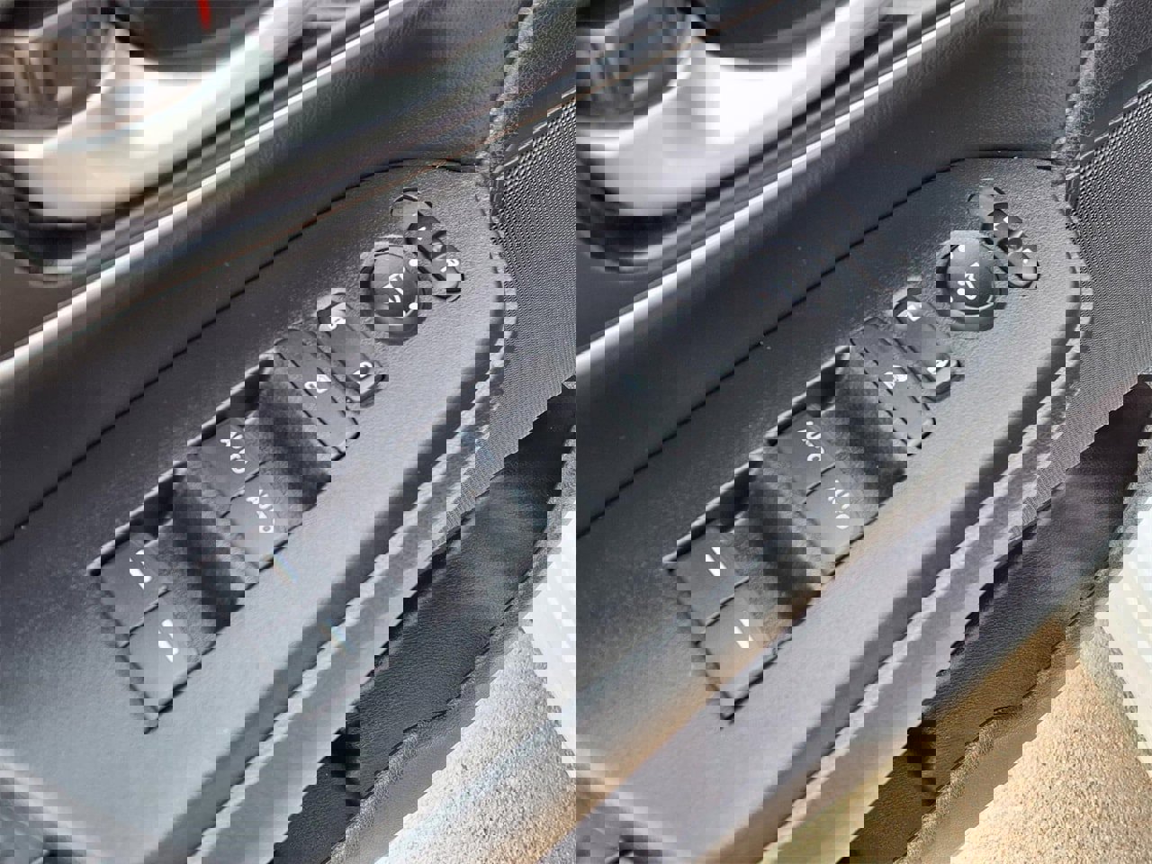 Used 2022 Honda CR-V EX-L image 16