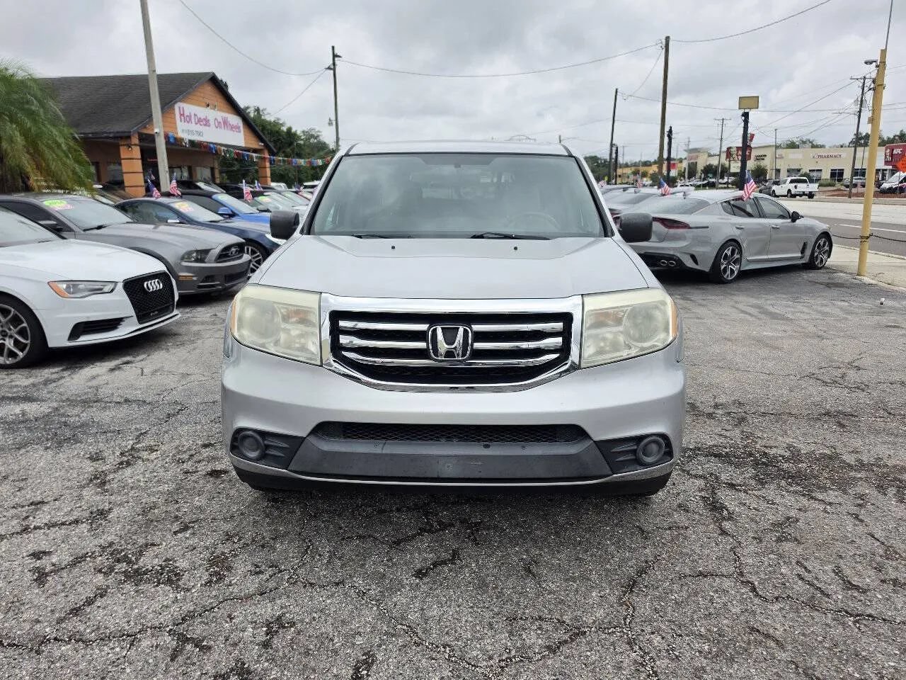 Used 2015 Honda Pilot LX image 2