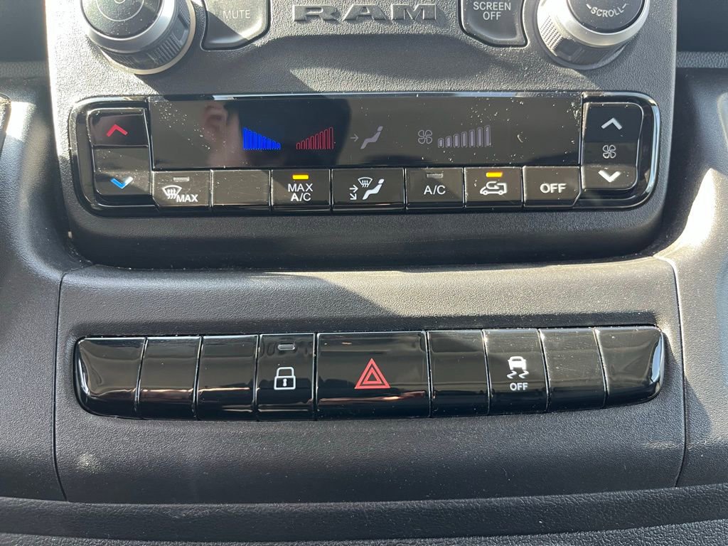 Used 2024 RAM ProMaster 2500 image 18