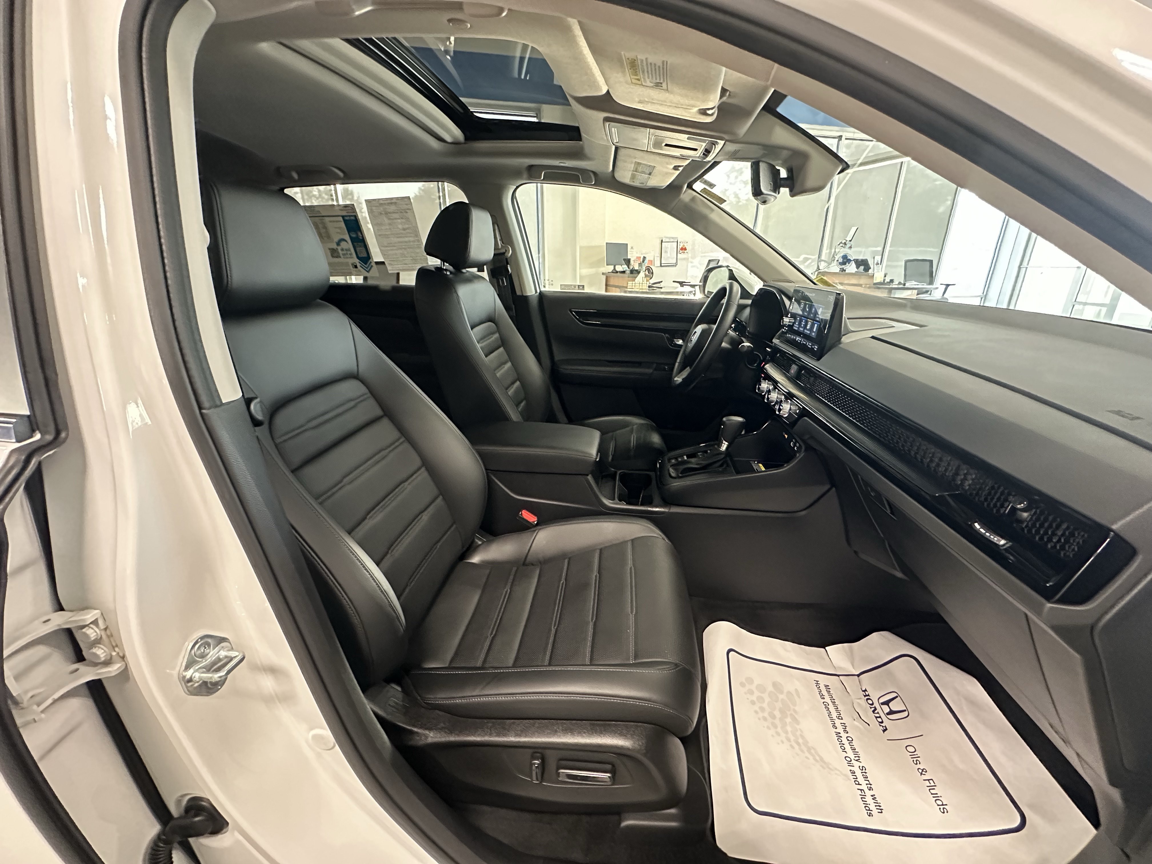 Used 2023 Honda CR-V EX-L image 23