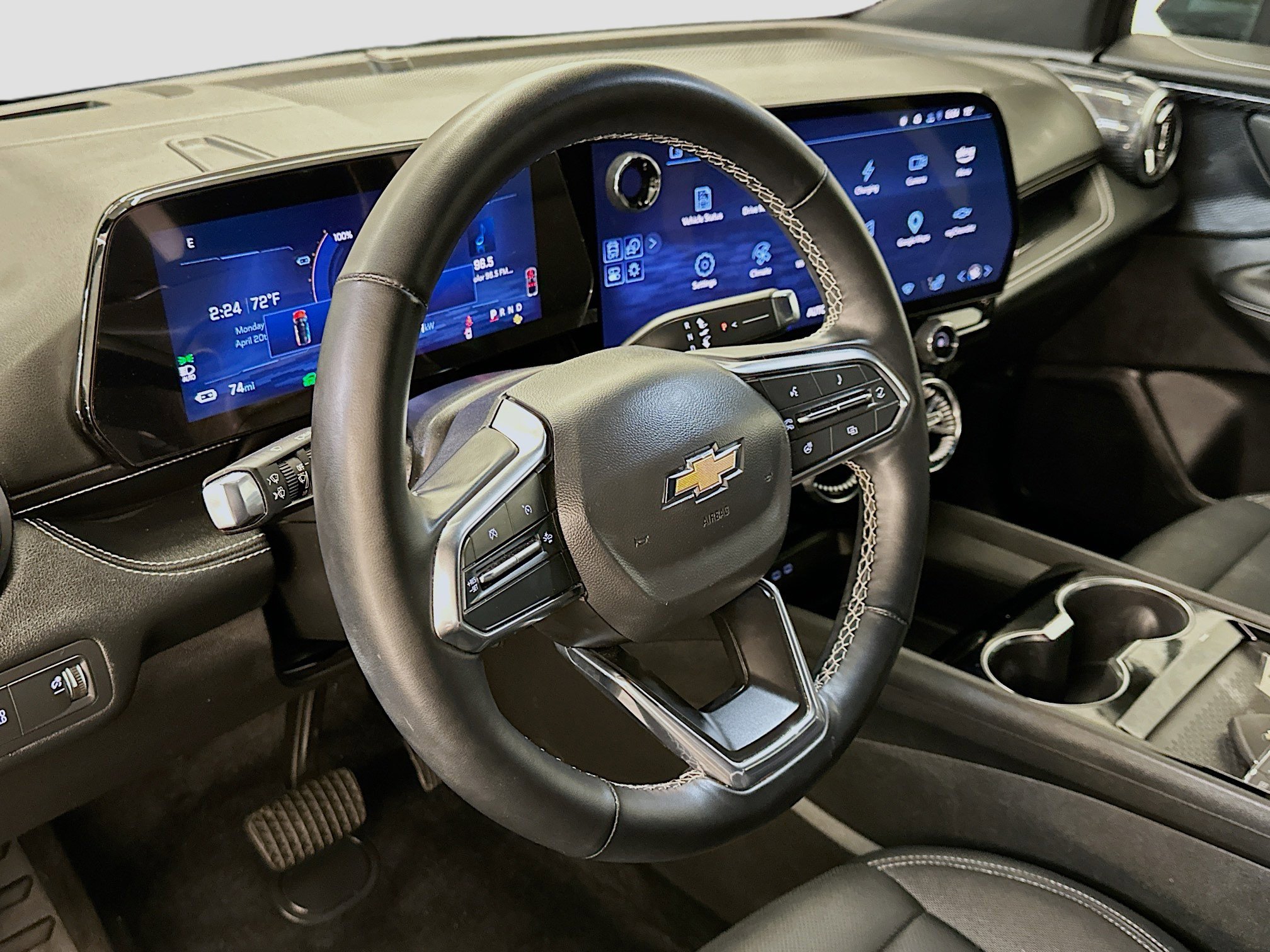 Used 2024 Chevrolet Blazer EV LT AWD/4WD image 18