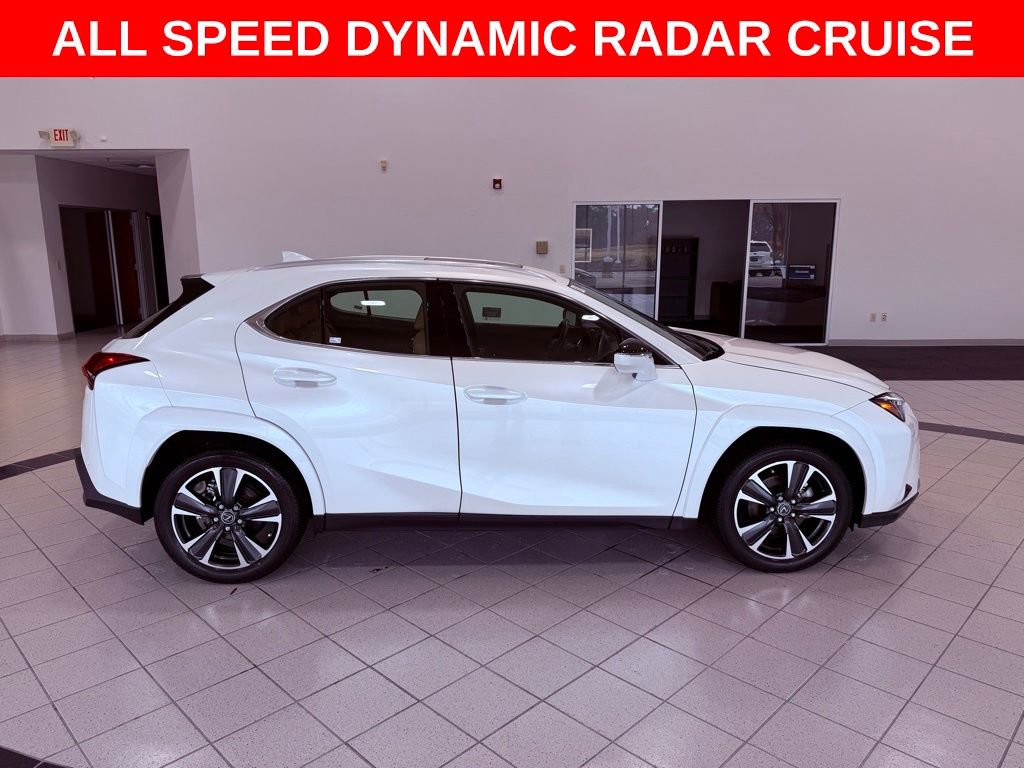 Certified 2025 Lexus UX 300h 300h DIGITAL KEY/CARPLAY/UNLIM image 9