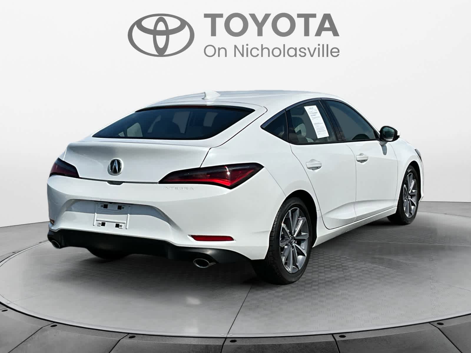 Used 2025 Acura Integra image 5