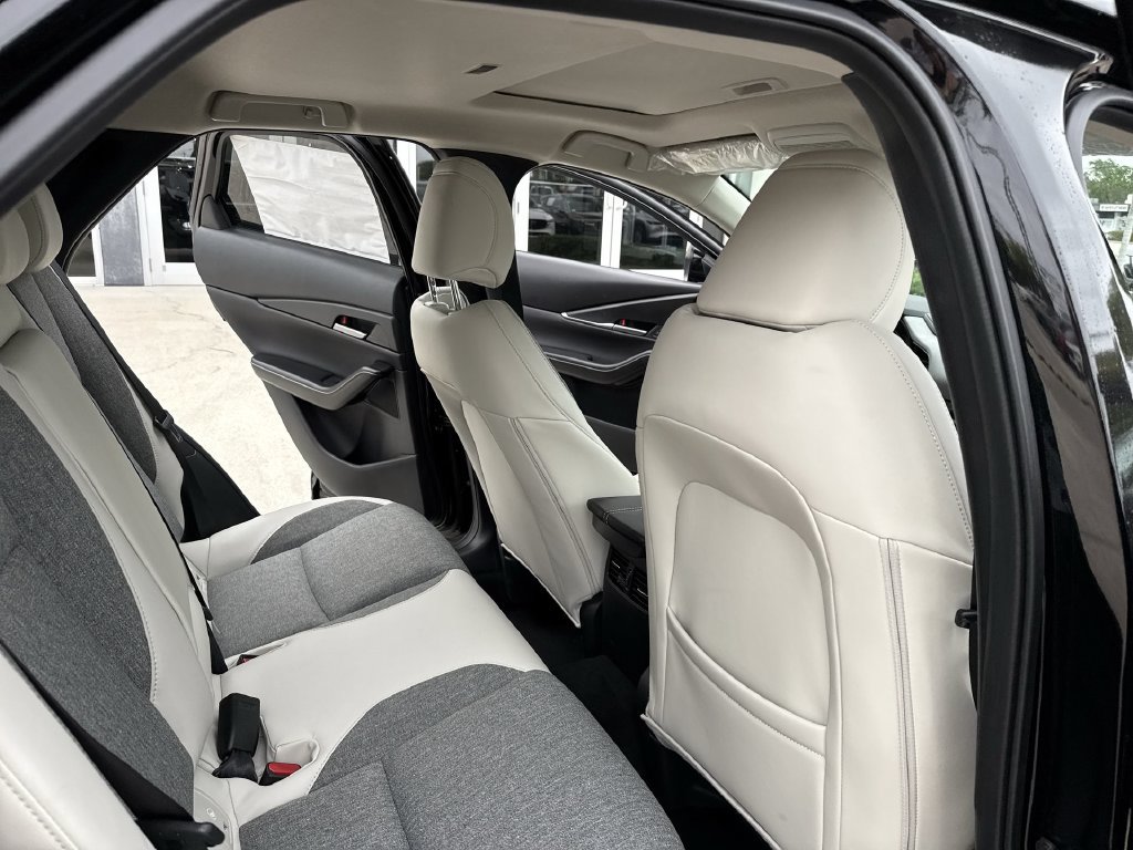 New 2026 MAZDA CX-30 Aire Edition AWD/4WD image 33