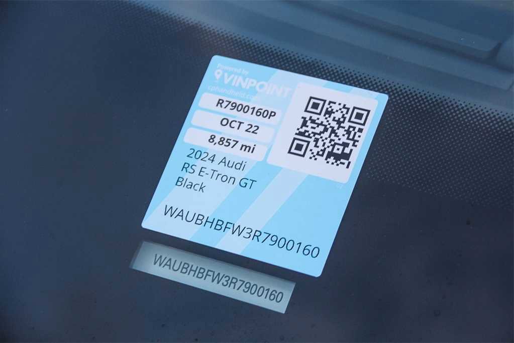 Used 2024 Audi RS e-tron GT w/ Carbon Performance Package image 30