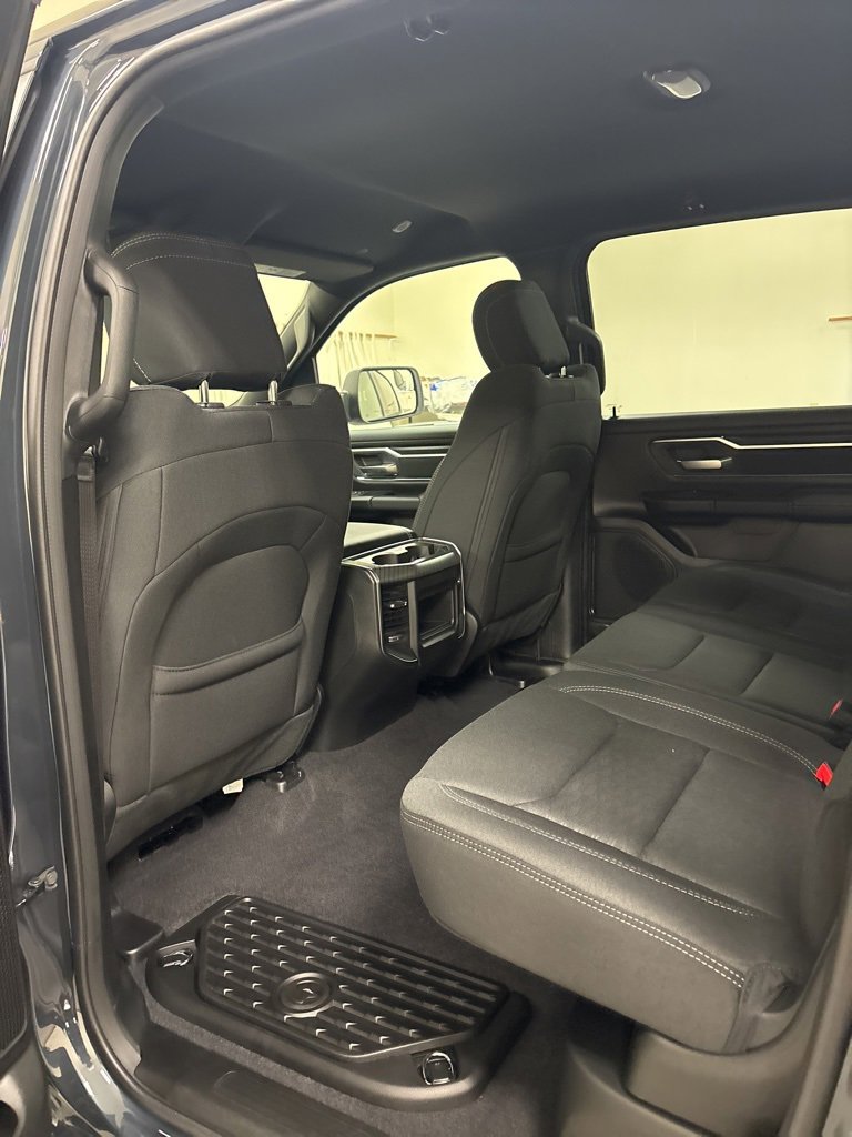 New 2026 RAM 1500 4x4 Crew Cab image 23