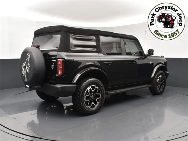 Used 2022 Ford Bronco Outer Banks image 6