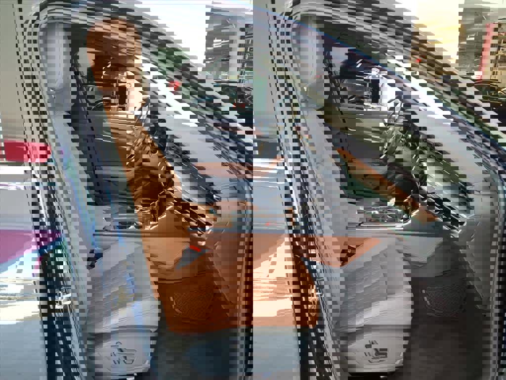 Used 2023 Audi A6 Premium Plus w/ Premium Plus Package image 20