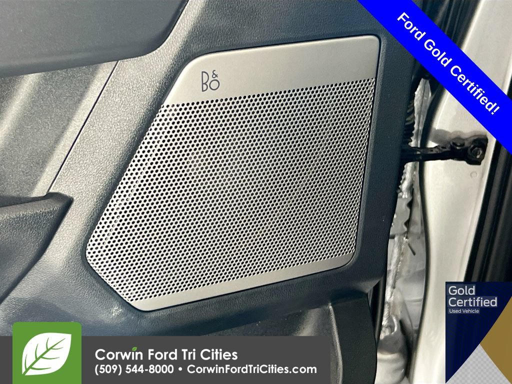 Used 2025 Ford F150 Lariat w/ Equipment Group 502A High AWD/4WD image 13