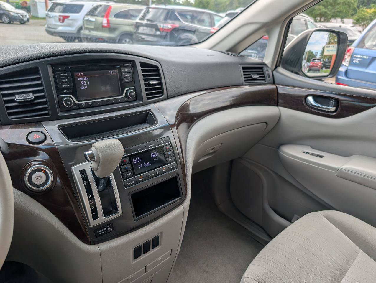 Used 2017 Nissan Quest SV FWD image 22