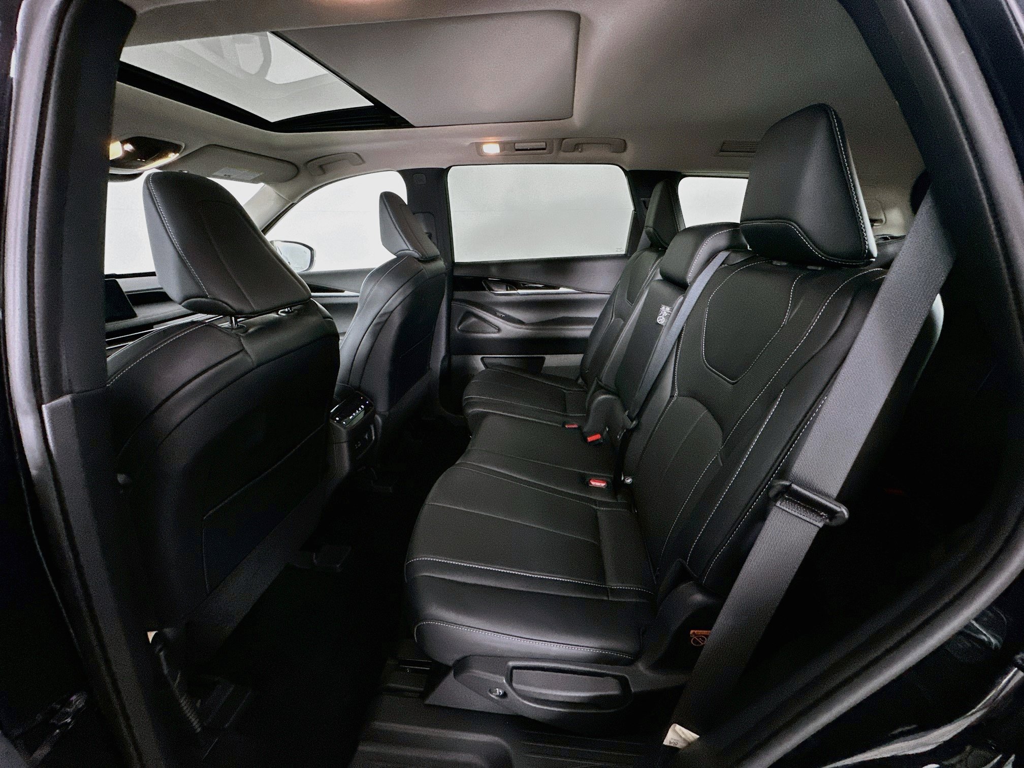 Used 2023 INFINITI QX60 Pure FWD image 28