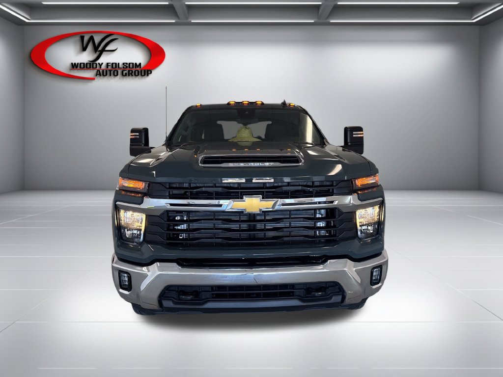 New 2026 Chevrolet Silverado 3500 LT AWD/4WD image 2