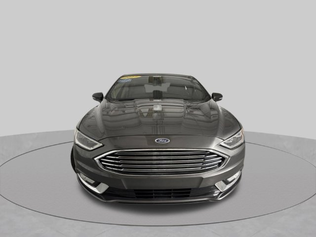 Used 2017 Ford Fusion SE FWD image 3