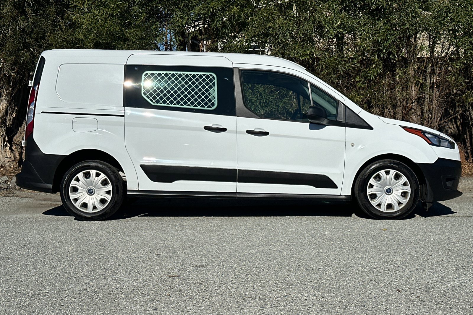Used 2023 Ford Transit Connect XL image 6