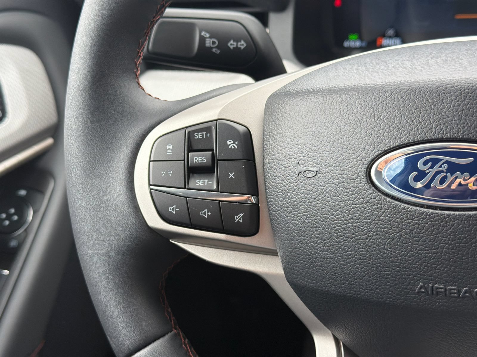 New 2026 Ford Explorer Active AWD/4WD image 22
