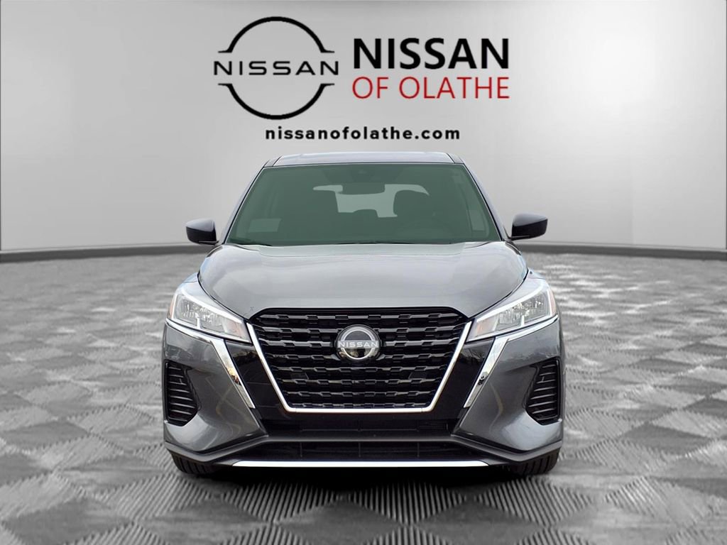 Certified 2025 Nissan Kicks Play S image 30