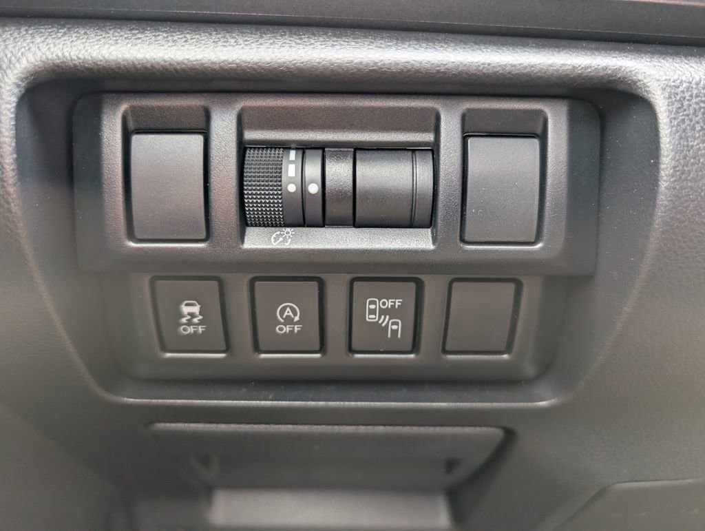Used 2023 Subaru Crosstrek 2.5i Sport AWD/4WD image 26