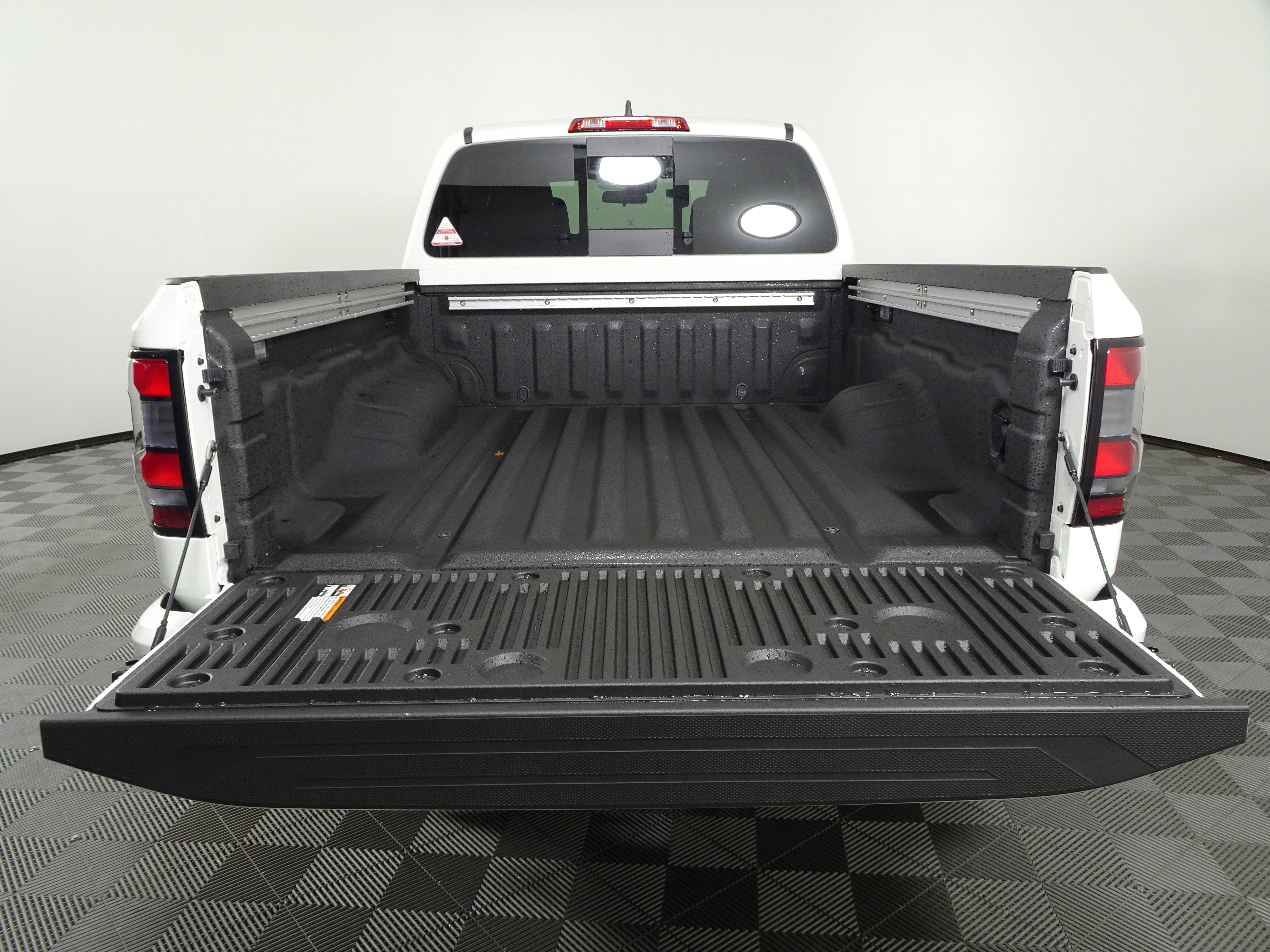 New 2026 Nissan Frontier PRO-4X image 11