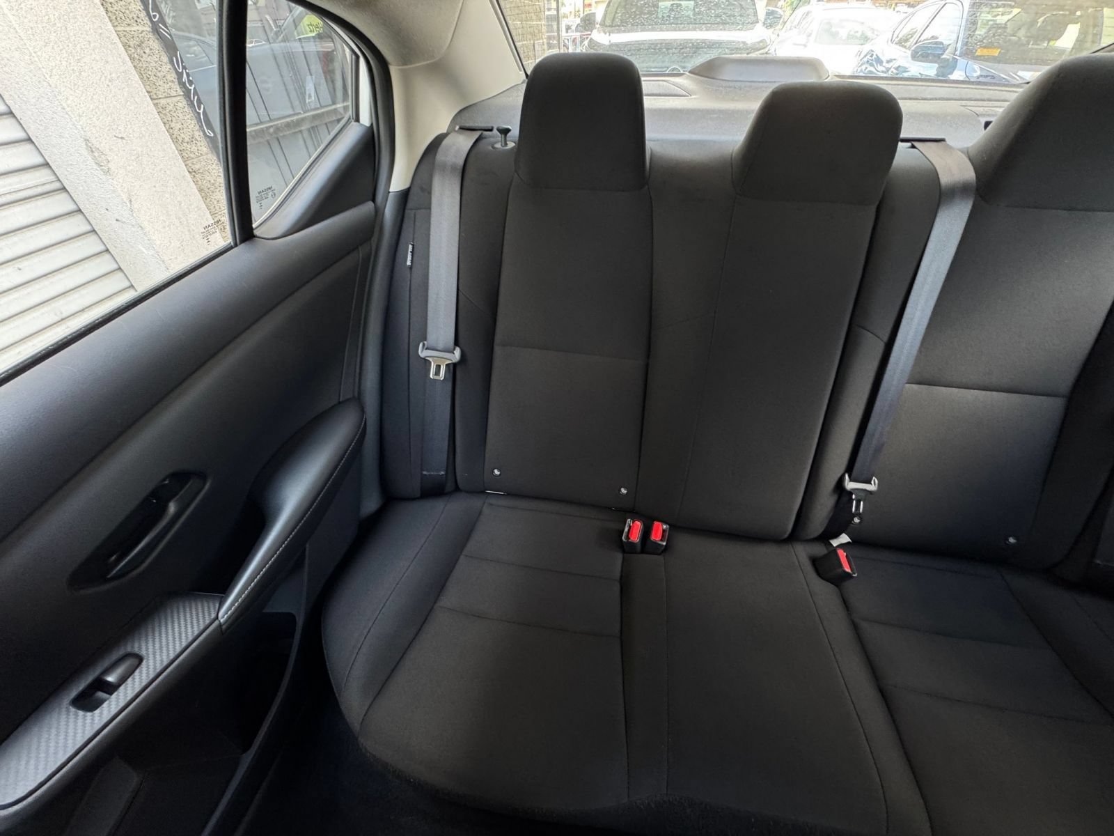 Used 2025 Nissan Sentra S FWD image 32