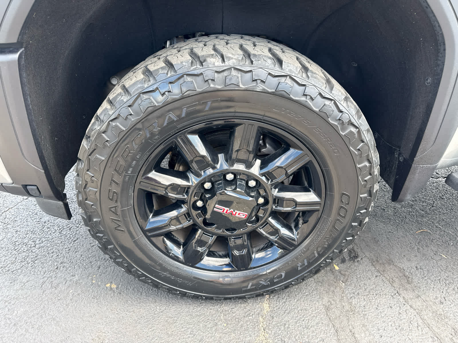 Certified 2024 GMC Sierra 3500 AT4 w/ AT4 Premium Plus Package AWD/4WD image 9