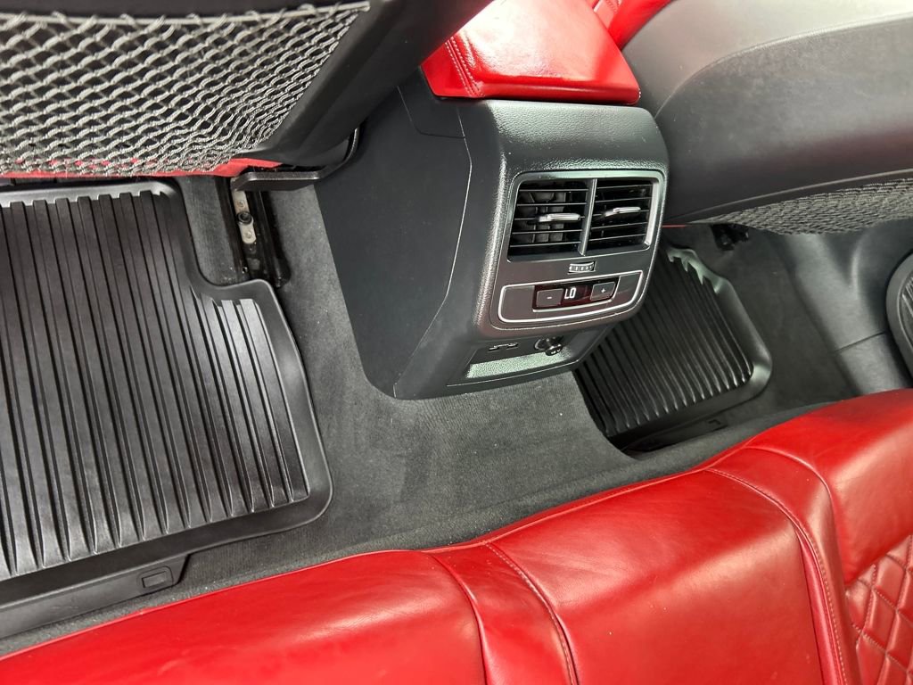 Used 2021 Audi S4 Premium Plus w/ Premium Plus Package image 23