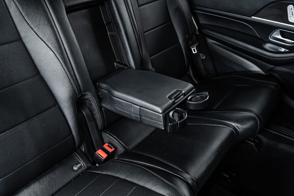 Used 2020 Mercedes-Benz GLS 450 4MATIC image 24