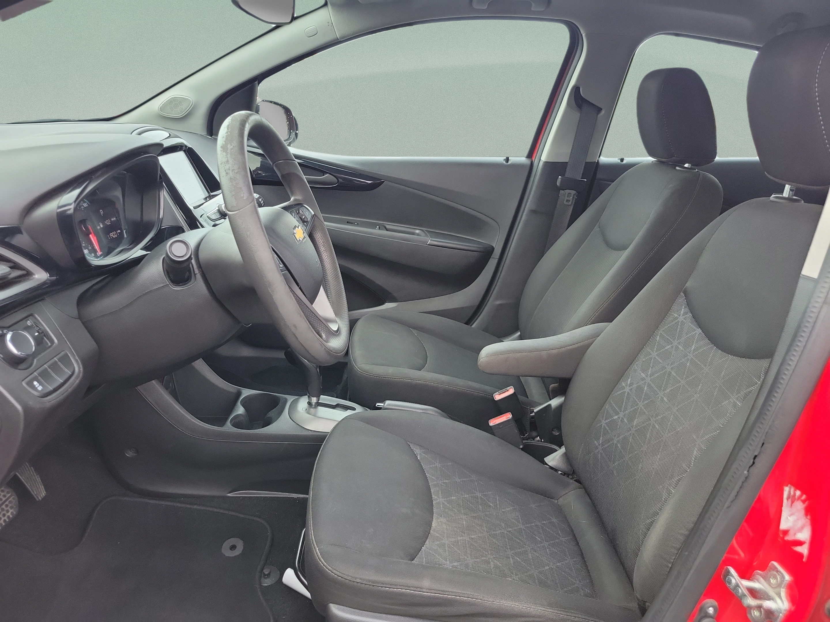 Used 2020 Chevrolet Spark LT FWD image 13