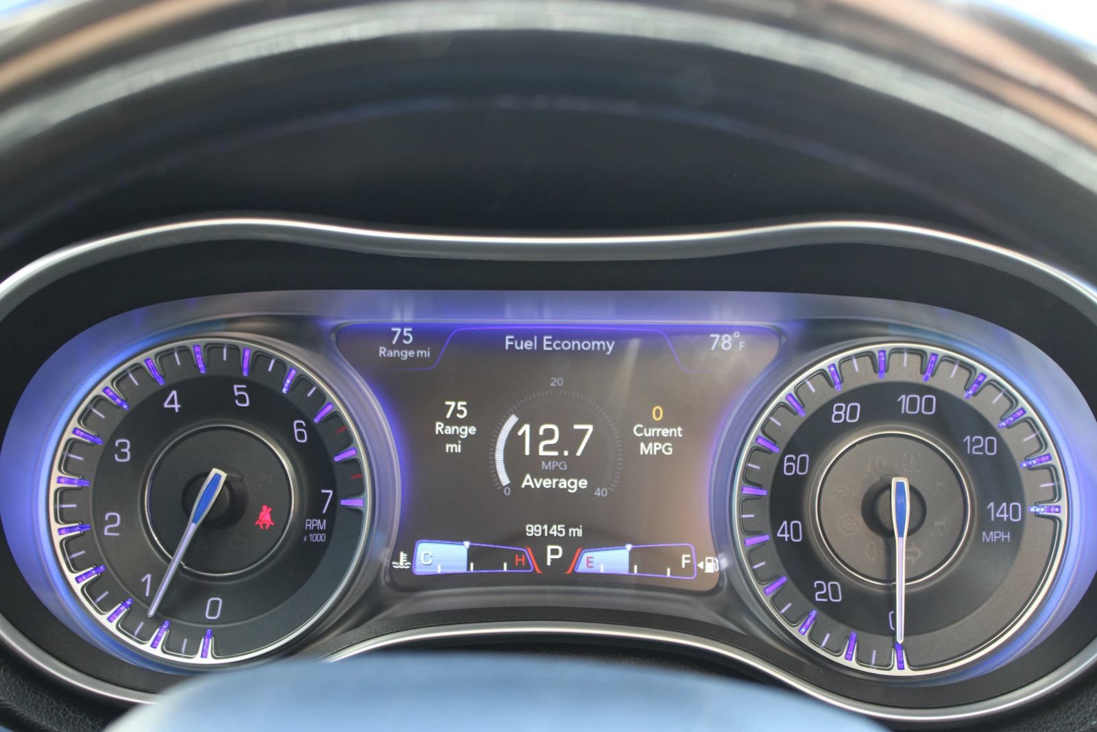 Used 2016 Chrysler 300 C RWD image 15