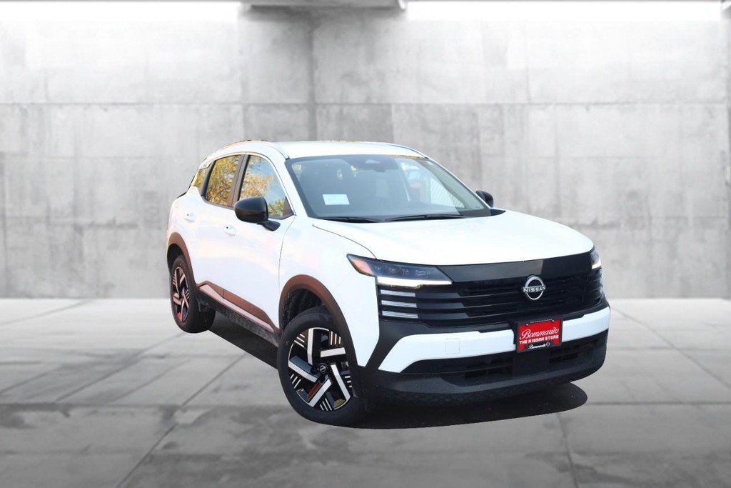 New 2026 Nissan Kicks SV image 2