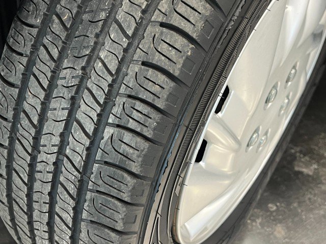 Used 2011 Nissan Versa Sedan image 35