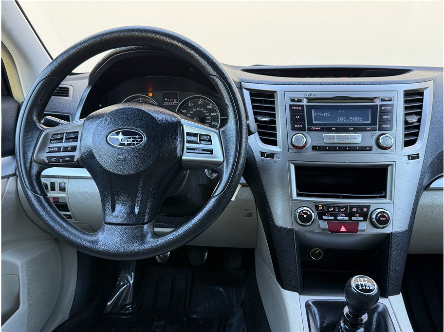 Used 2014 Subaru Legacy 2.5i w/ Popular Package #2 AWD/4WD image 18