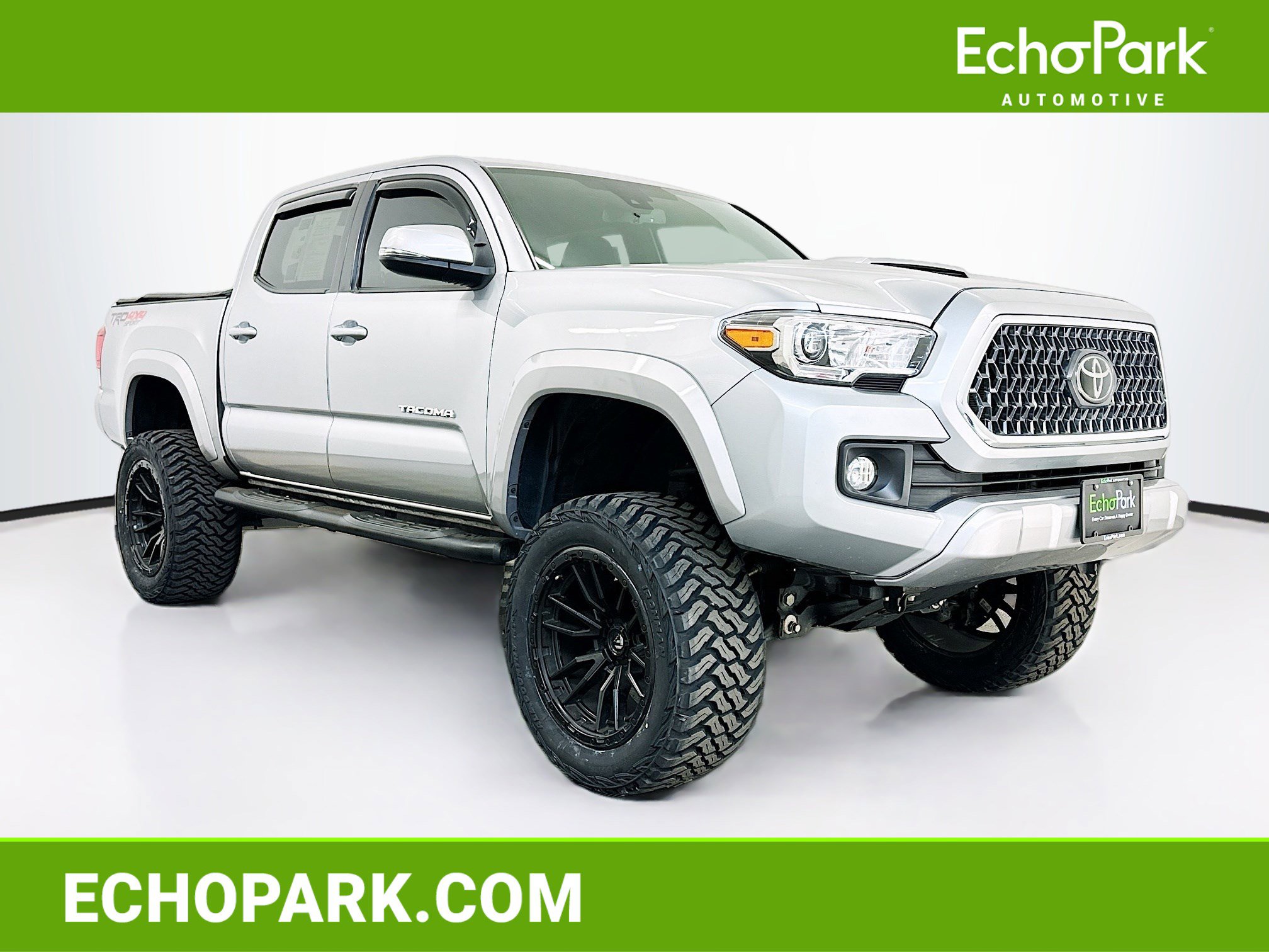 Used 2019 Toyota Tacoma TRD Sport image 1