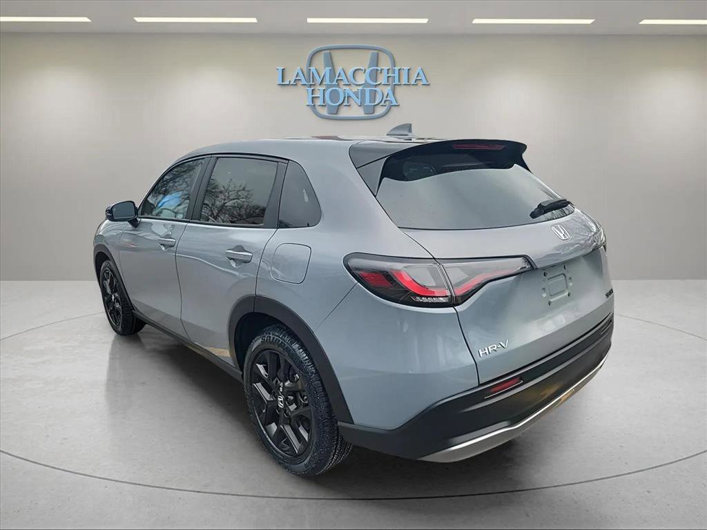 Used 2024 Honda HR-V Sport image 3