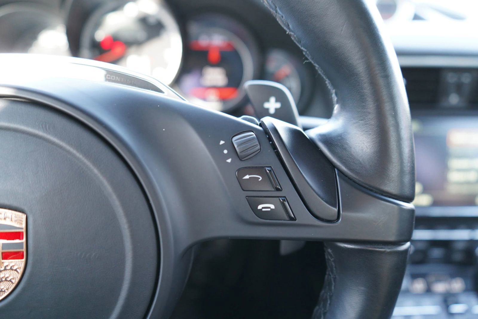 Used 2015 Porsche 911 Turbo S w/ High-end Infotainment Package image 14