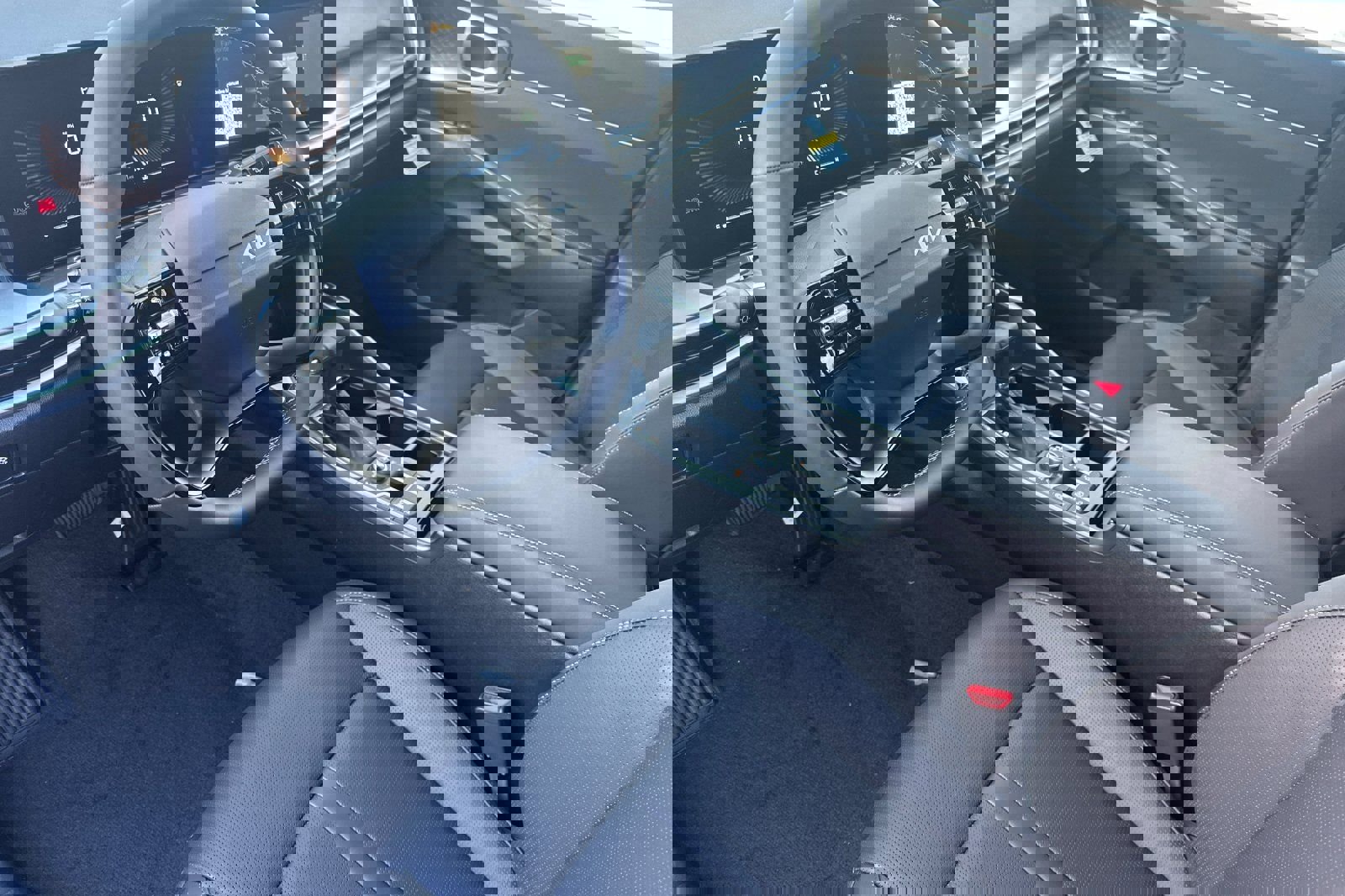 New 2026 Kia Sorento S image 6