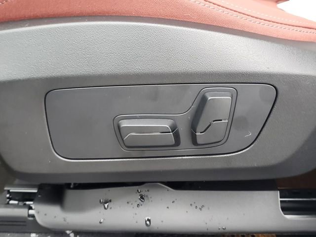 New 2026 BMW X1 xDrive28i w/ Convenience Package image 19