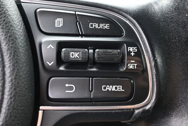 Used 2018 Kia Optima S FWD image 27