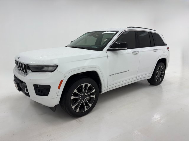 Used 2023 Jeep Grand Cherokee Overland image 5
